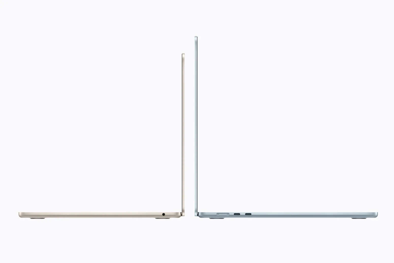 MacBook Air M5 13 inci starlight dan 15 inci sky blue dilihat dari samping, bahan review MacBook M5